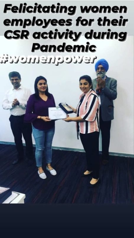 Honouring a woman for extraordinary dedication at a #womenpower event